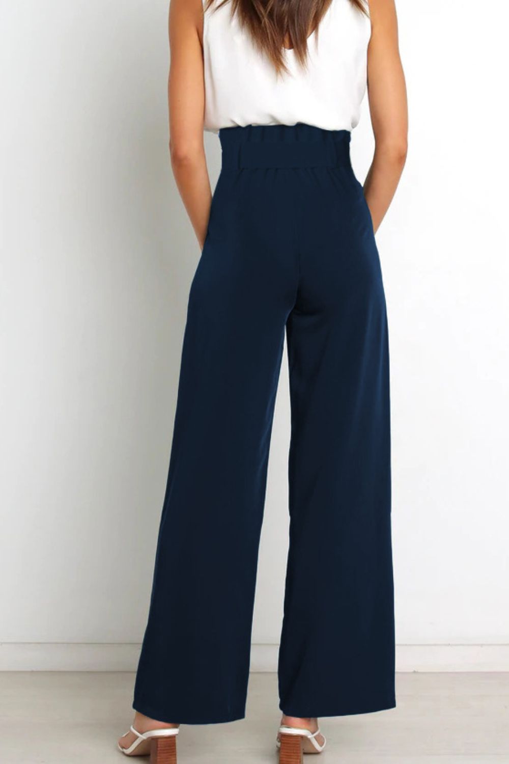 Hohe Taille Paperbag Hose mit Schleifendetail