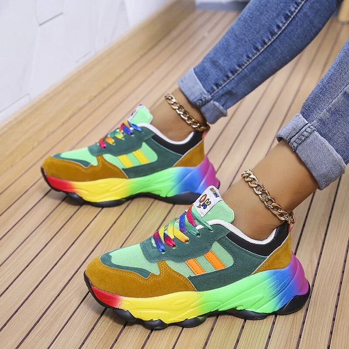 Stilvolle bunte orthopädische Sneakers