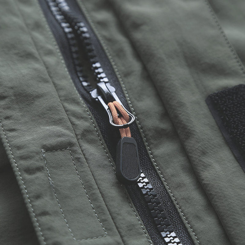 Herren leichte Kapuzen-Utility-Jacke mit Windschutz und Mehrfachtaschen Nord Taschen