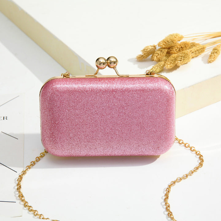 Damen Clutch mit glamourösem Design Nord Taschen