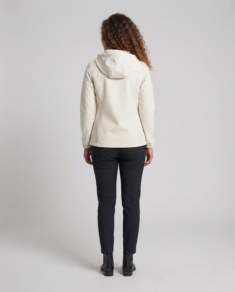 Damen Softshell-Kapuzenjacke mit wasserdichter Membran Brusttasche und ergonomischem Schnitt Nord Taschen