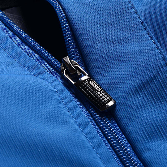 Herren dreilagige Softshell-Outdoorjacke mit abnehmbarer Kapuze und verschweißten Nähten Nord Taschen