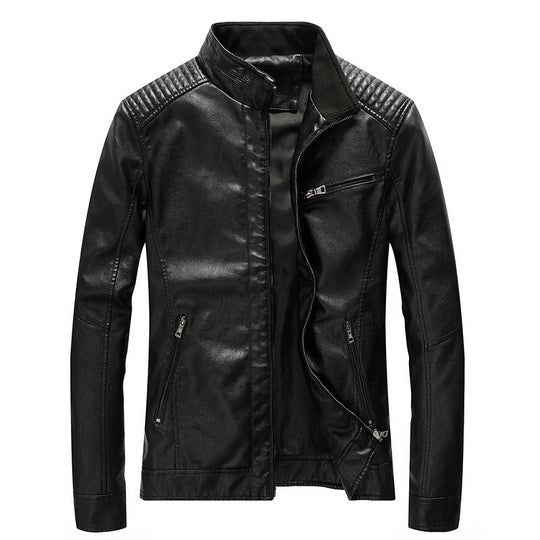 Herren Slim-Fit Kunstleder-Motojacke mit Stehkragen, gesteppter Schulterpasse und Reißverschlusstaschen Nord Taschen