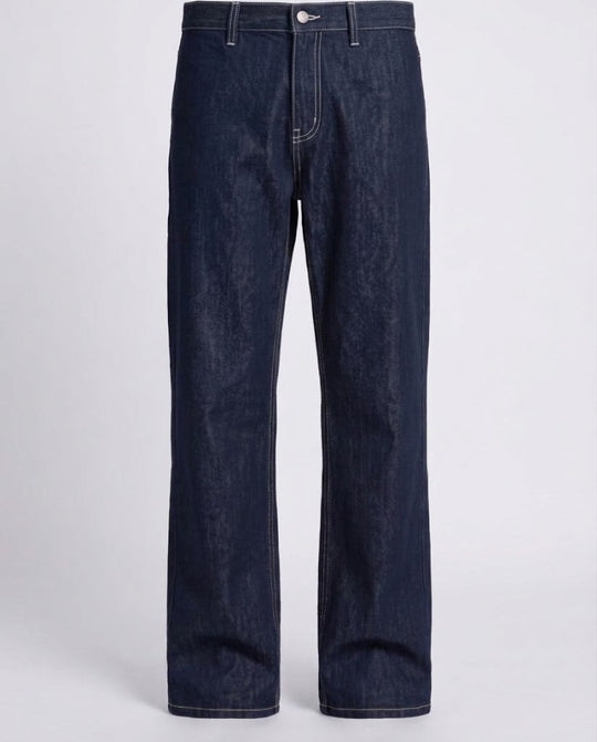 Damen Gerade geschnittene Raw‑Denim Jeans mit vertikaler Naht und cleanem Finish Nord Taschen