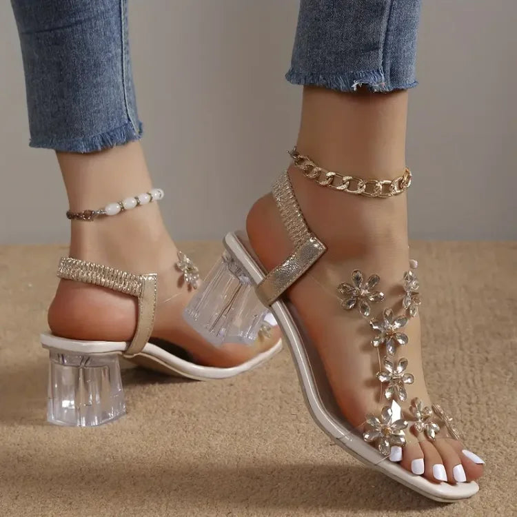 Orthopädischer Schuh mit Absatz