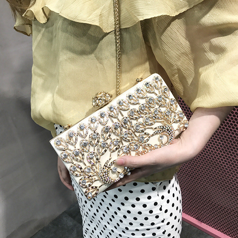 Damen Glänzende Abendtasche mit funkelnden Strassdetails Nord Taschen