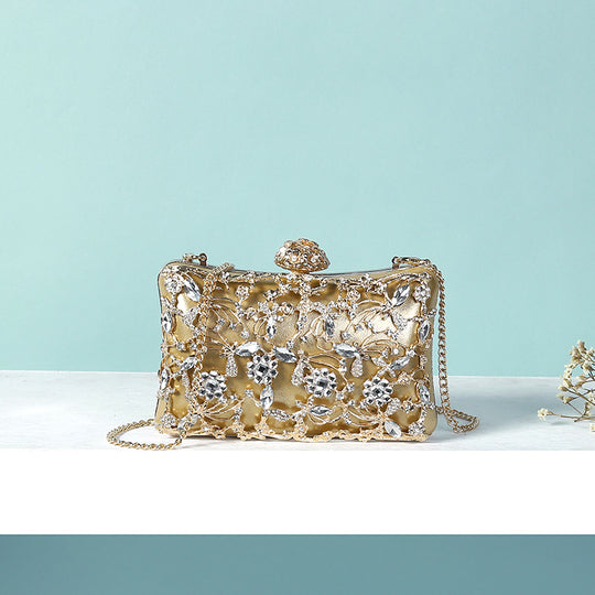 Damen Clutch mit exquisite Floral-Applikationen und funkelndem Kettenverschluss Nord Taschen
