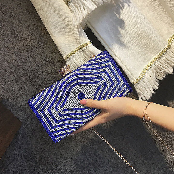 Damen elegante Clutch mit glamourösen Pailletten und goldener Kette Nord Taschen