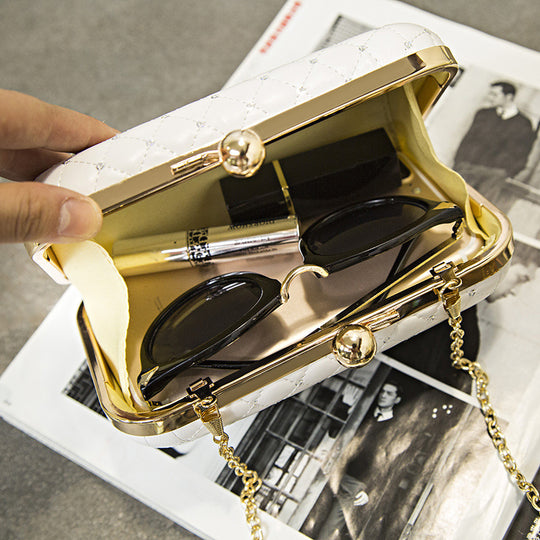 Damen elegante Clutch mit funkelnden Strassapplikationen Nord Taschen