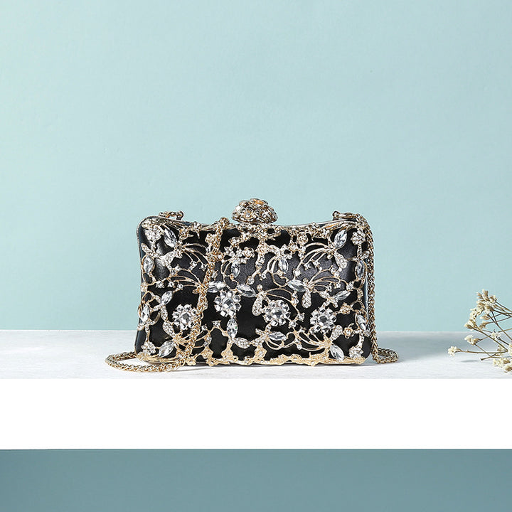 Damen Clutch mit exquisite Floral-Applikationen und funkelndem Kettenverschluss Nord Taschen