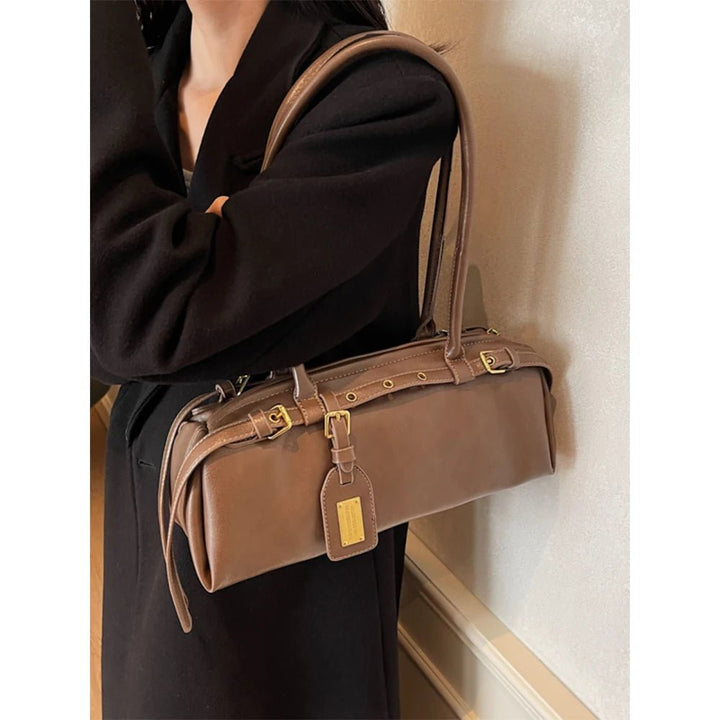 Nord Taschen | Schultertasche im Barrel-Design aus PU-Leder