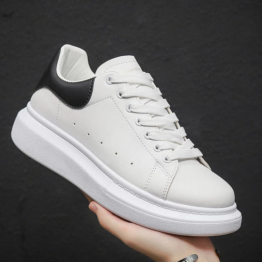 Plattform Sneakers mit Dicker Sohle