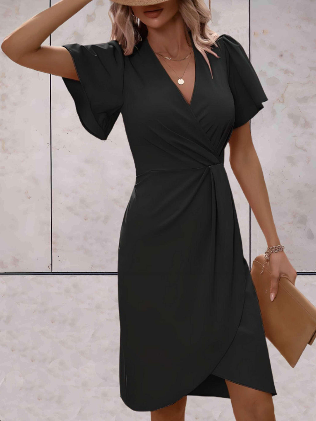 Klassisches Wickelkleid Mit Eleganter V-Ausschnitt