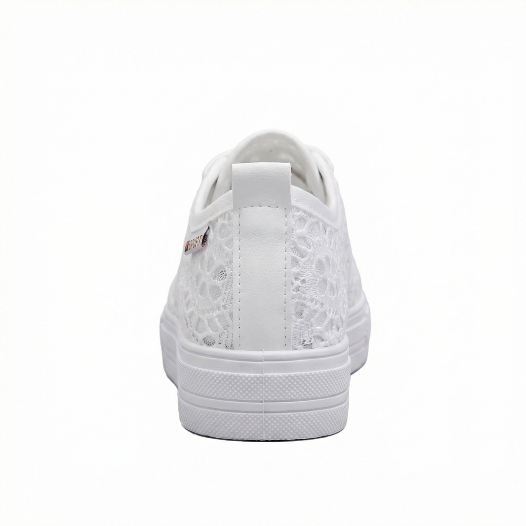 Stylische Niedrig Geschnittene Schnürsneakers mit Seitlichen Details und Sicherer Passform