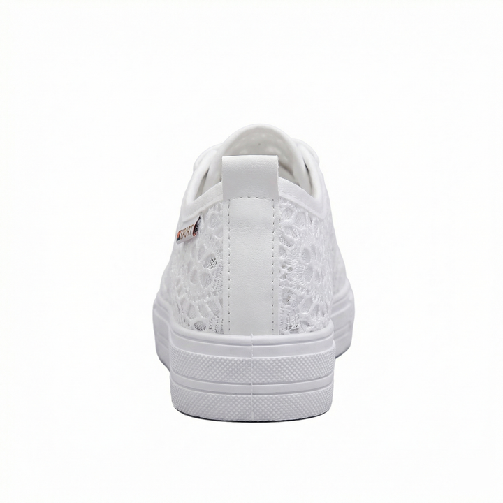 Stylische Niedrig Geschnittene Schnürsneakers mit Seitlichen Details und Sicherer Passform