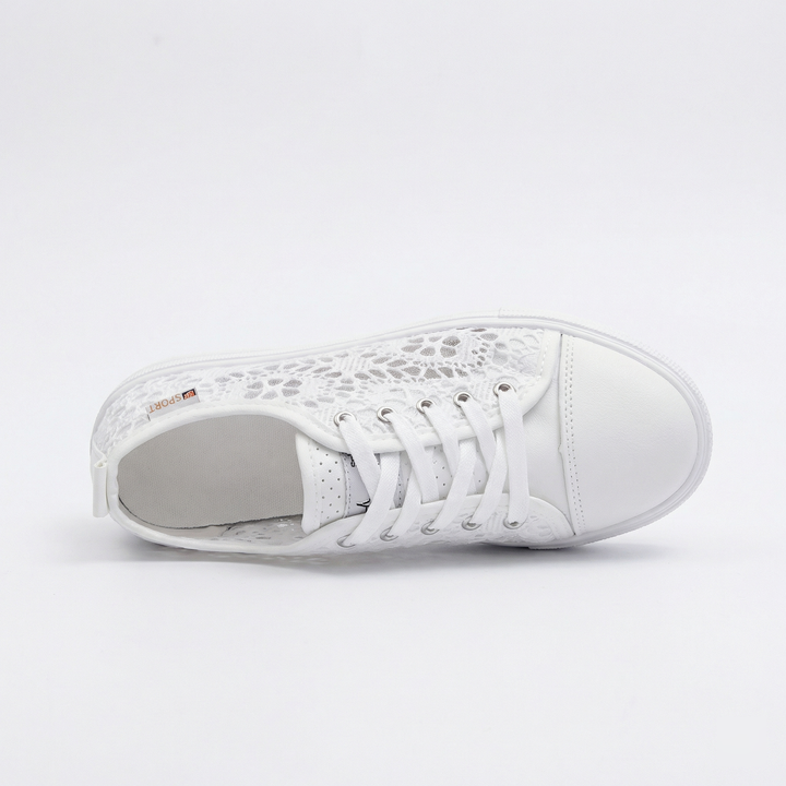 Stylische Niedrig Geschnittene Schnürsneakers mit Seitlichen Details und Sicherer Passform