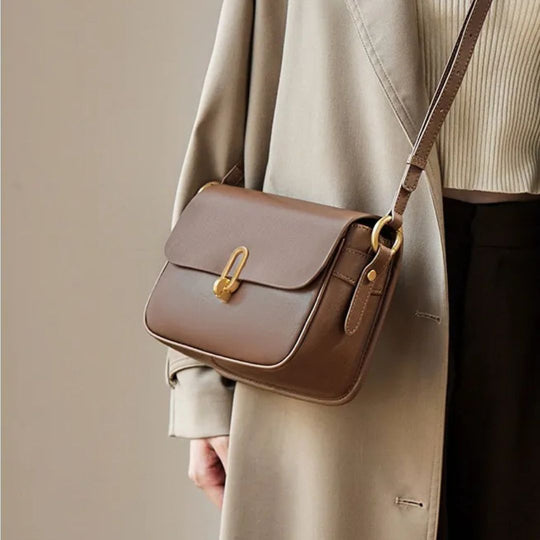 Nord Taschen | für Damen - Stilvolle Umhängetasche mit goldener Schnalle und verstellbarem Träger