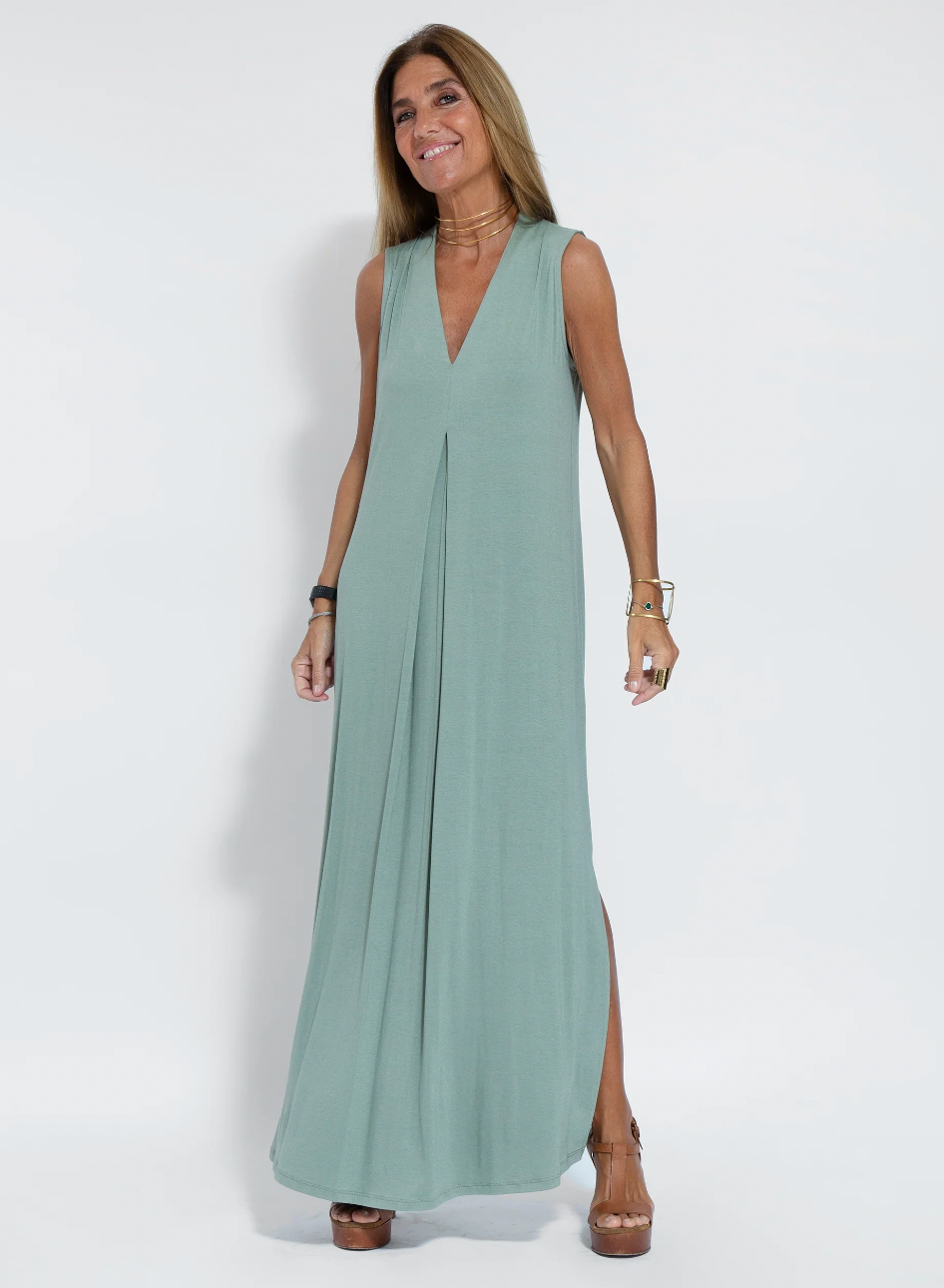 Set mit Langem, Schlank Machendem Kleid und Weste