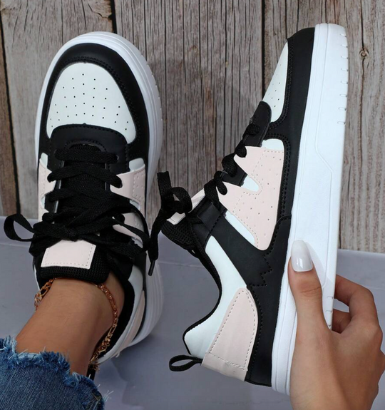 Stilvolle und bequeme Sneaker in einem einzigartigen Design