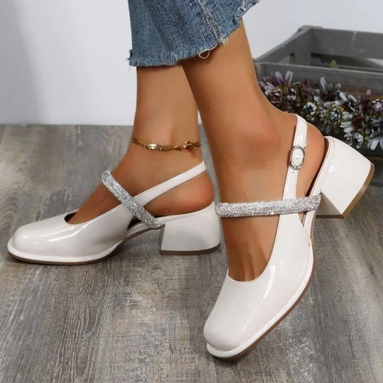 Glitzernde WeißlackPumps