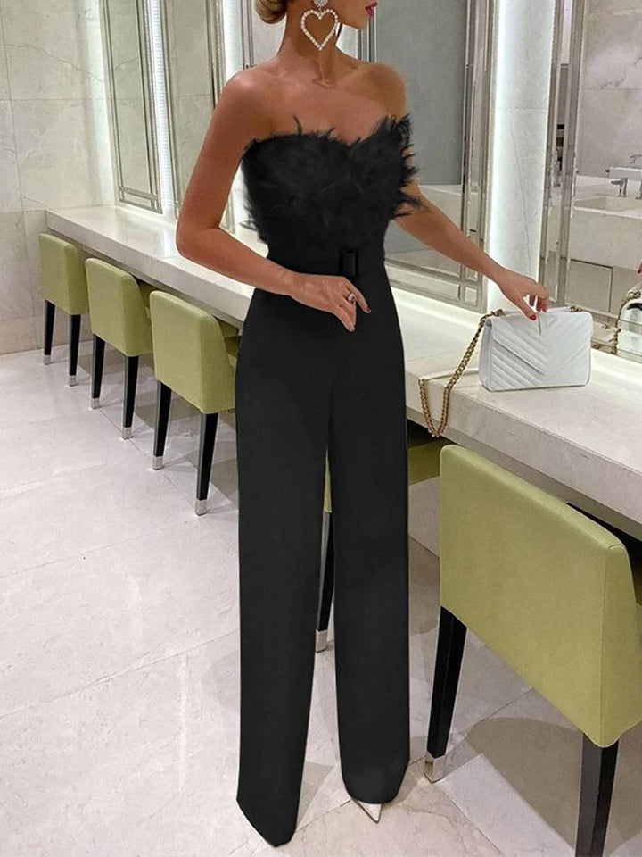 Kombination Tube mit Gerader Beinform Bustier mit Federn Elegante Frau Weiß