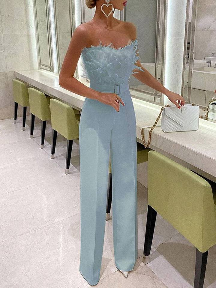 Kombination Tube mit Gerader Beinform Bustier mit Federn Elegante Frau Weiß