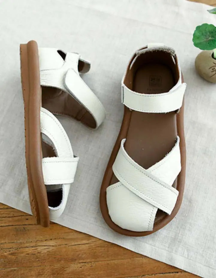 Modische und Luftige Schuhe