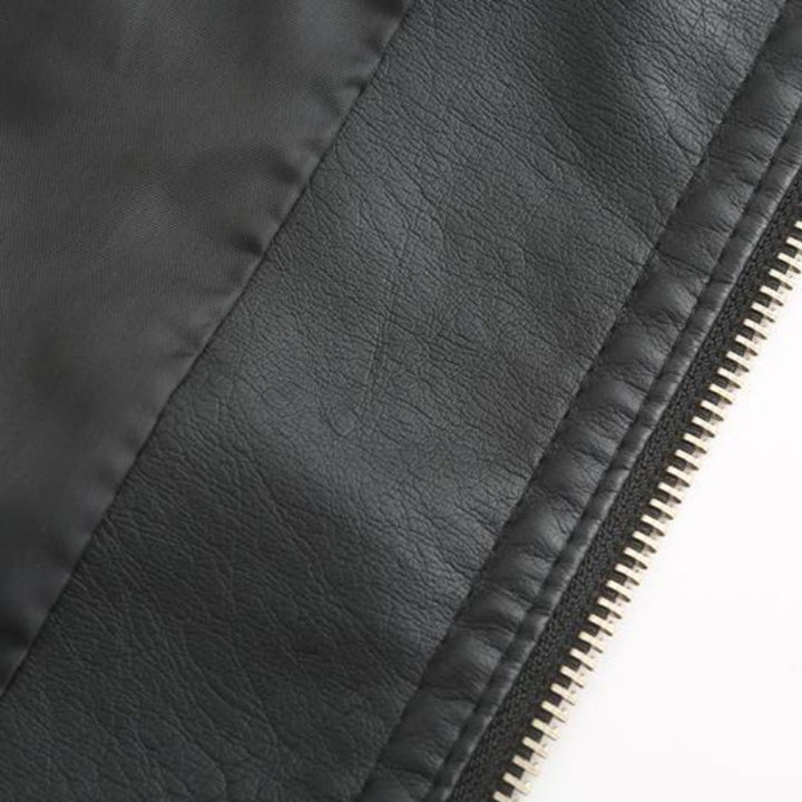 Elegante Lederjacke Mit Modernem Schnitt