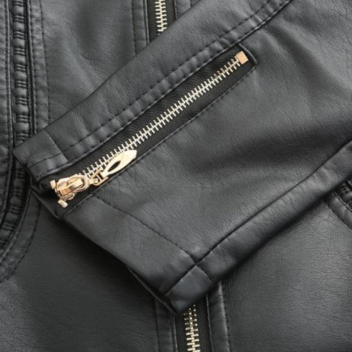 Elegante Lederjacke Mit Modernem Schnitt