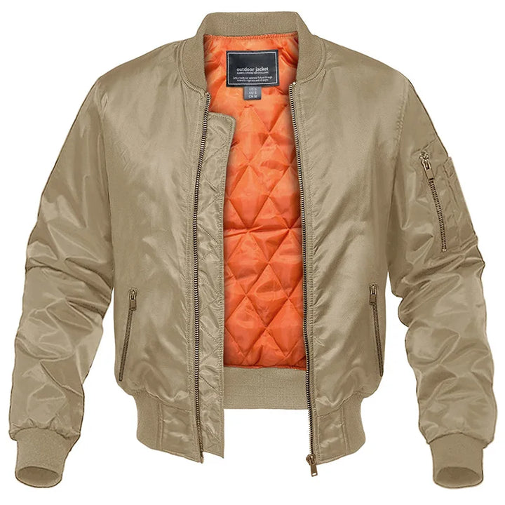 Bomberjacke Im Sportlichen Stil