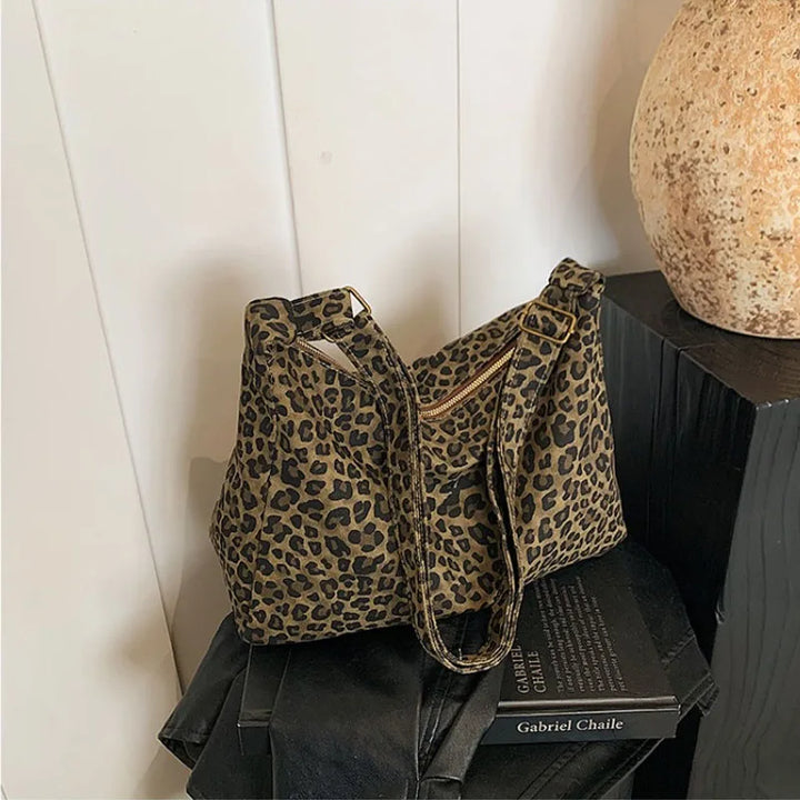 Nord Taschen | Damen Schultertasche mit Leopardenmuster