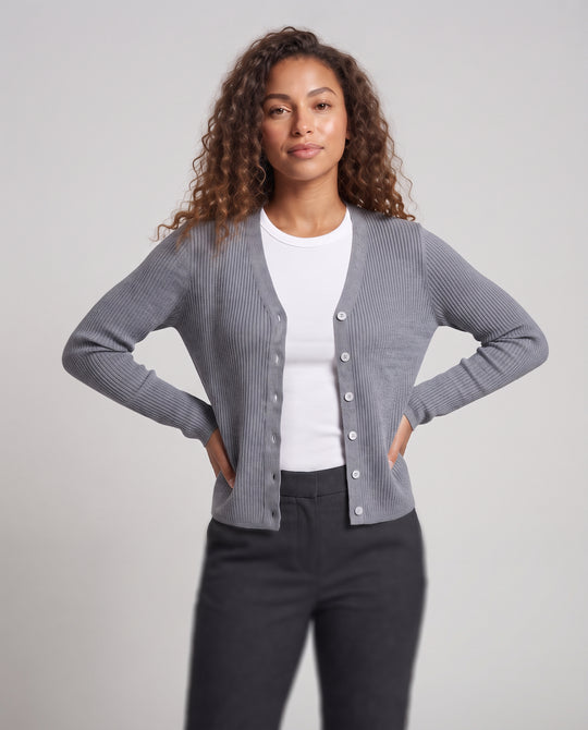 Damen Feinstrick-Cardigan mit Rippenstruktur, V-Ausschnitt und durchgehender Knopfleiste Nord Taschen