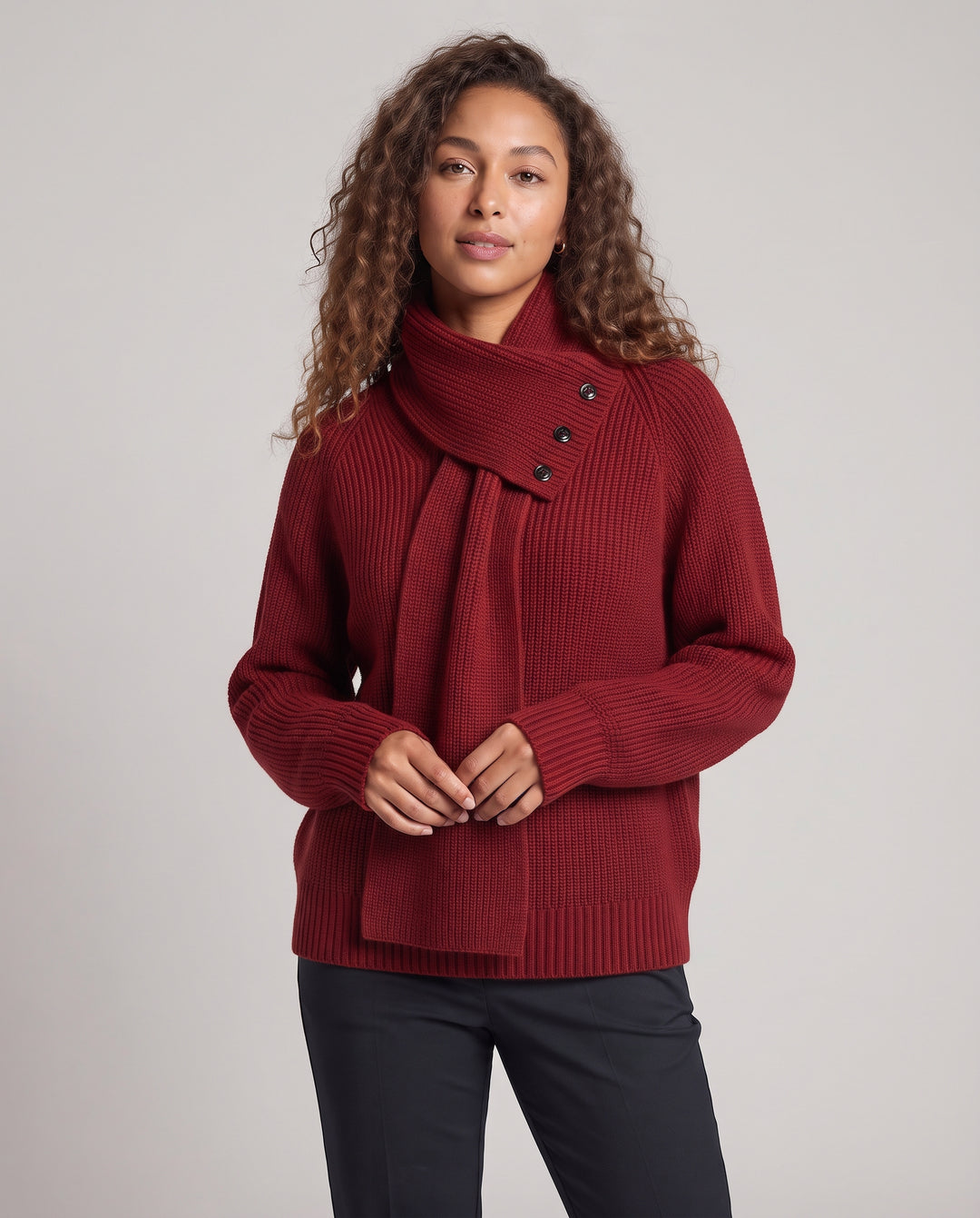 Damen Oversized Rippstrick-Pullover mit asymmetrischem Knopfkragen und Raglanärmeln Nord Taschen