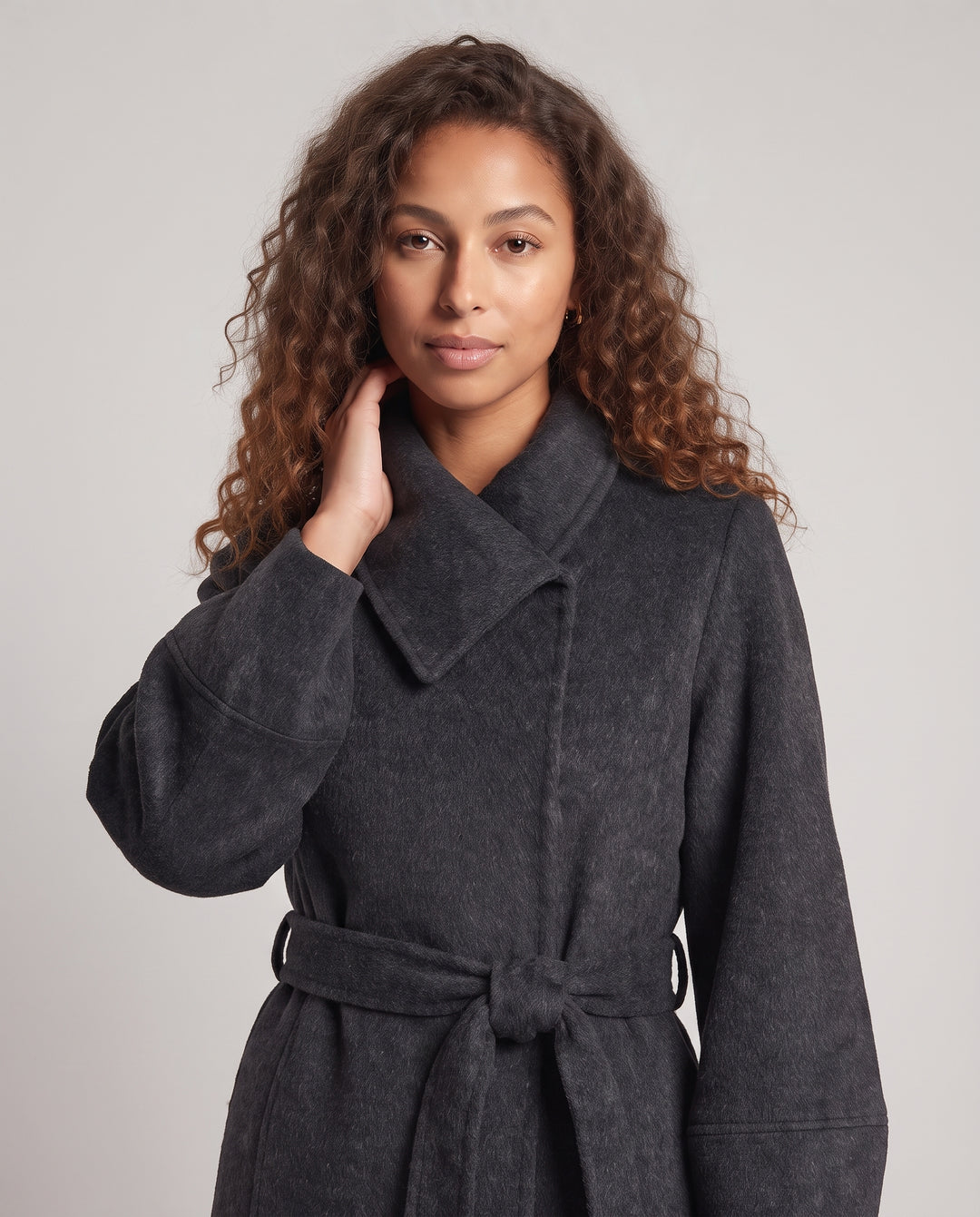 Damen Longline Wollmix-Mantel mit asymmetrischem Schalkragen und Bindegürtel Nord Taschen