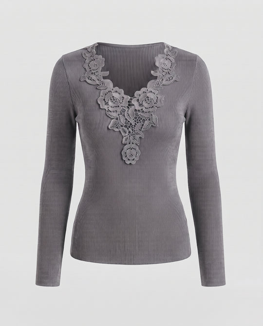 Damen Feiner Rippstrickpullover mit tiefem V‑Ausschnitt und floraler Spitzenapplikation Nord Taschen