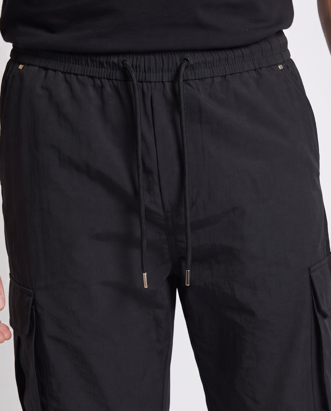 Herren weite Cargohose mit Tunnelzugbund, extra weitem Bein und markanten Klappentaschen Nord Taschen