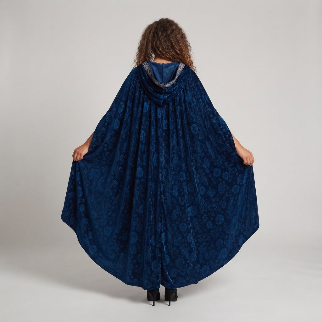 Damen mystisches Kapuzenkleid mit floralen Verzierungen Nord Taschen