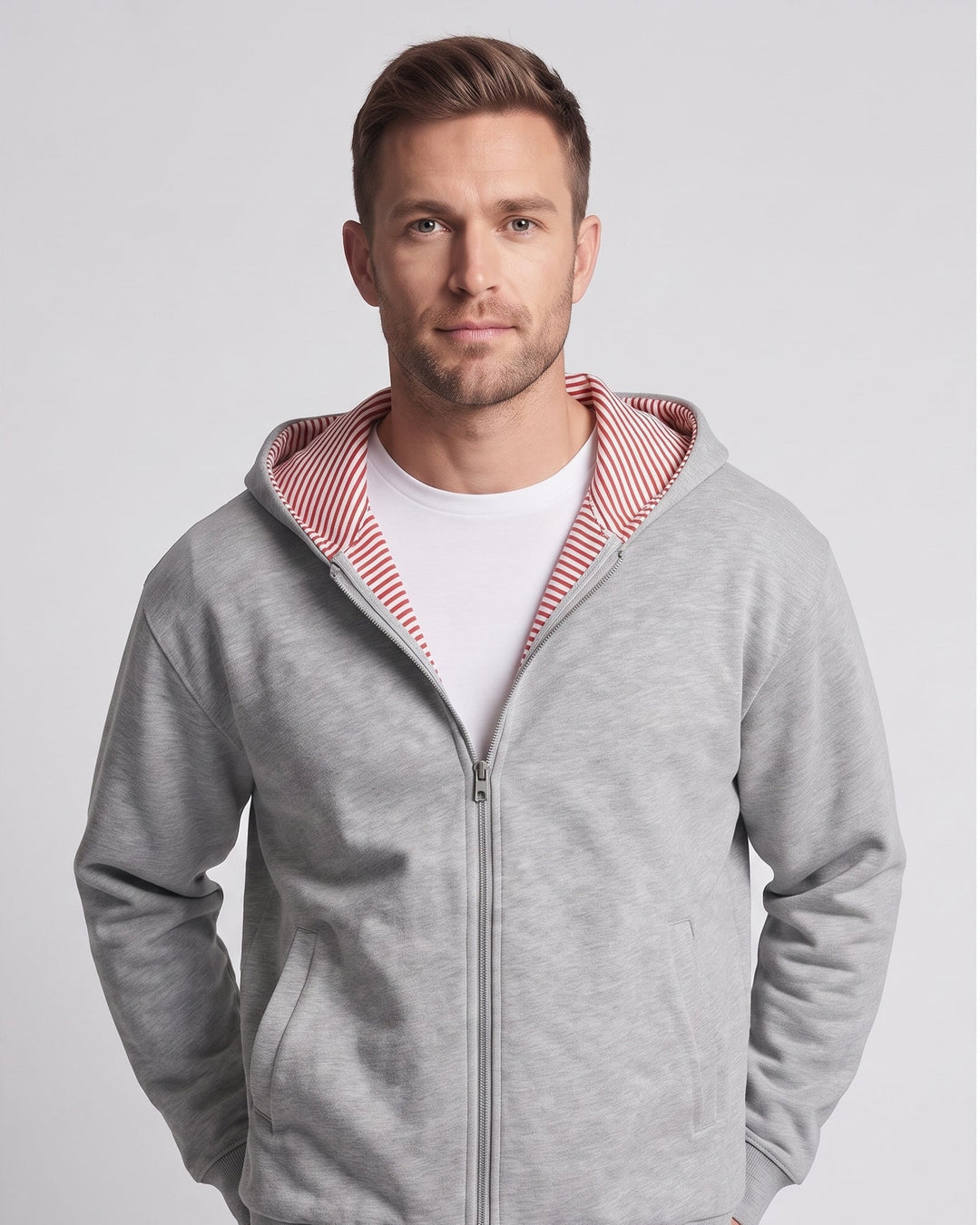 Herren Oversize-Kapuzenjacke mit gestreifter Innenkapuze, Reißverschluss und Kängurutaschen Nord Taschen