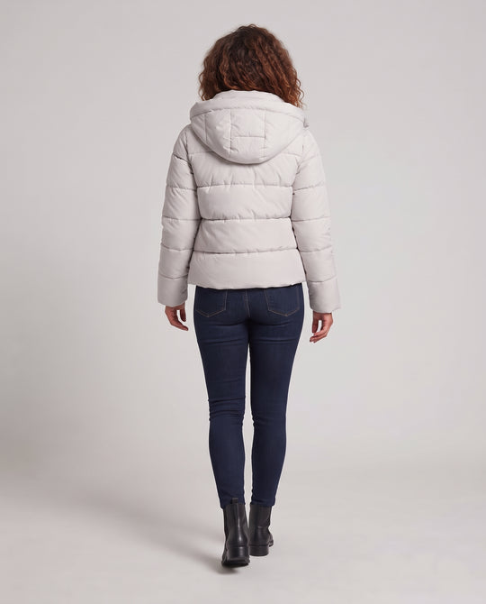 Damen Kurzgeschnittener Steppanorak mit voluminöser Kapuze und Thermofutter Nord Taschen