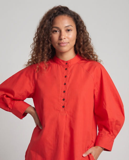 Damen Oversized-Tunika-Bluse mit Stehkragen, halber Knopfleiste und Ballonärmeln Nord Taschen
