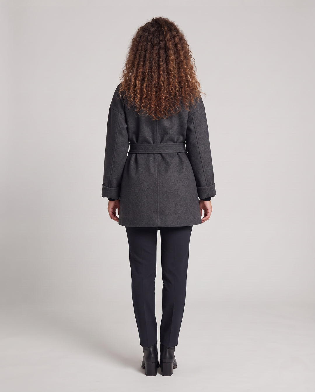 Damen Kaschierender Wickelmantel aus Wollmix mit soften Kimonoärmeln und Bindegürtel Nord Taschen