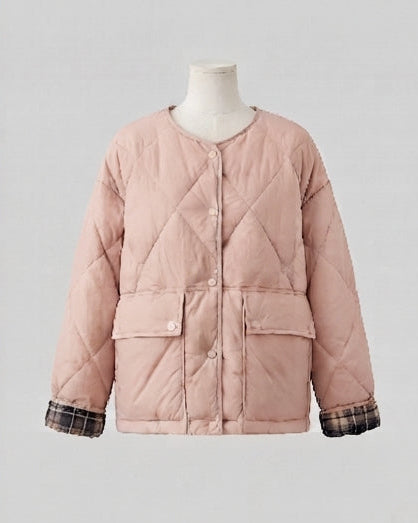 Damen gesteppte boxy kurze Jacke mit verdeckter Druckknopfleiste und extra großen aufgesetzten Taschen