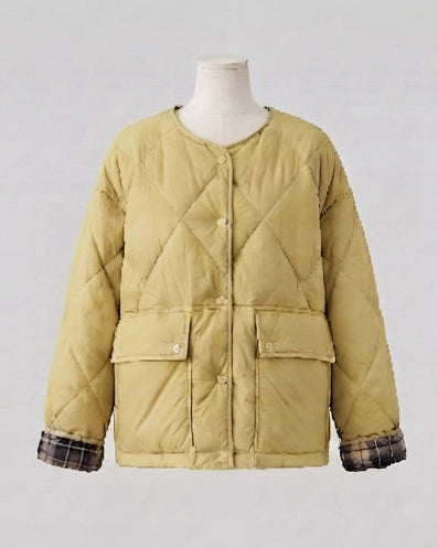 Damen gesteppte boxy kurze Jacke mit verdeckter Druckknopfleiste und extra großen aufgesetzten Taschen