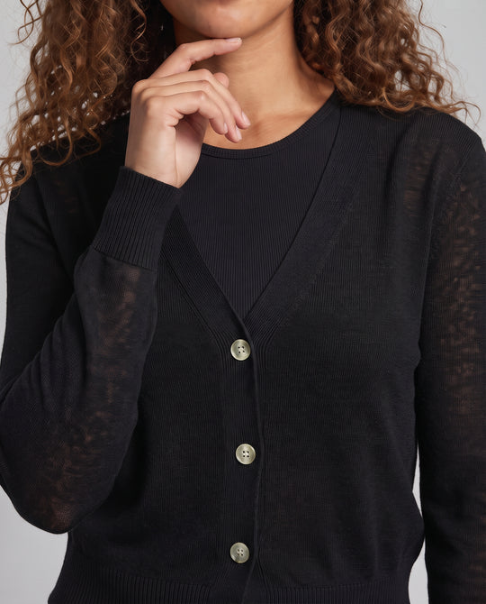Damen Leichter V-Ausschnitt Feinstrick-Cardigan Nord Taschen
