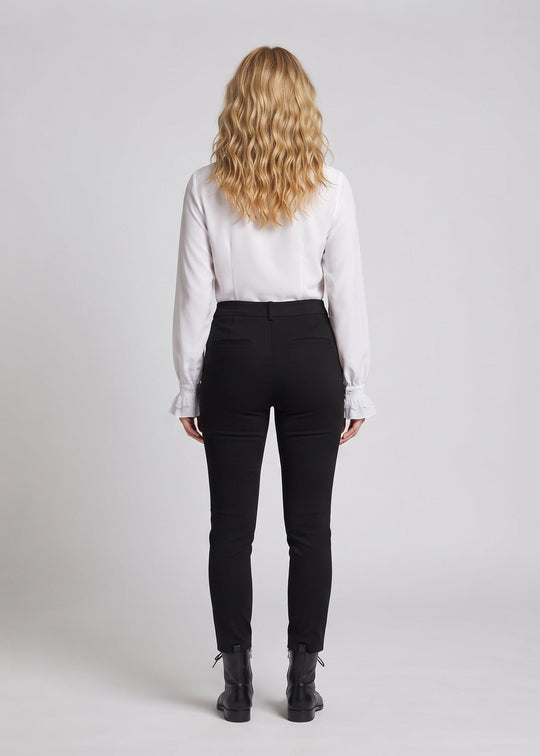 Damen Rüschenshirt mit elegantem Kragen Nord Taschen