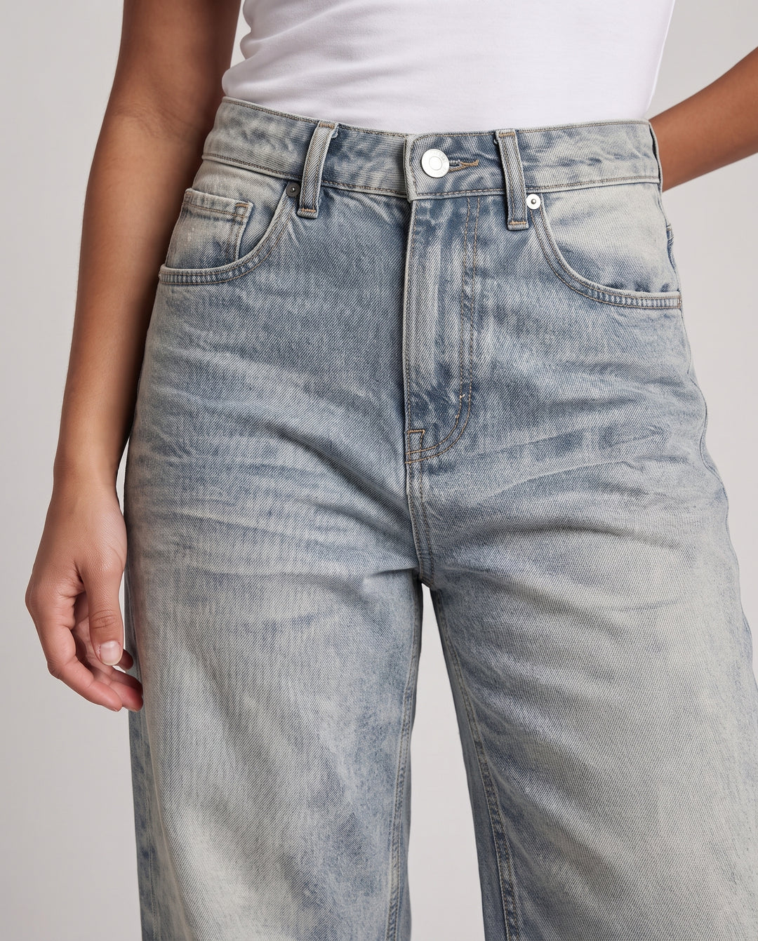 Damen Extraweite Denim‑Palazzohose im Balloon‑Cut mit hoher Bundführung und soften Used‑Effekten Nord Taschen