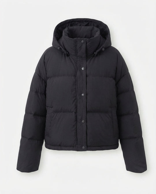 Damen kompakte gesteppte Jacke mit zusätzlicher voluminöser Kapuze und verdeckter Druckknopfblende