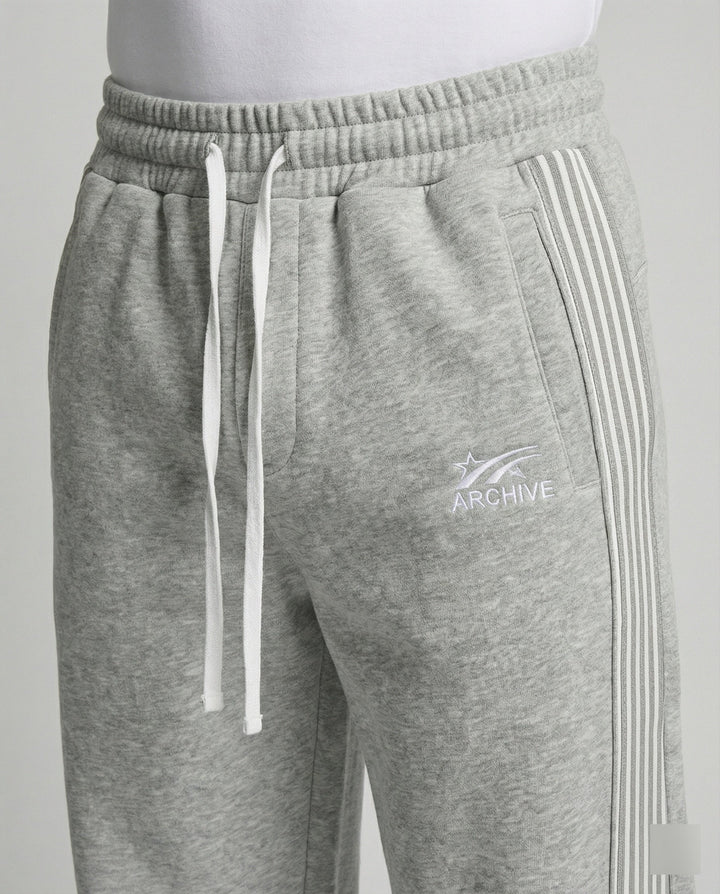 Herren Jogginghose mit Streifen