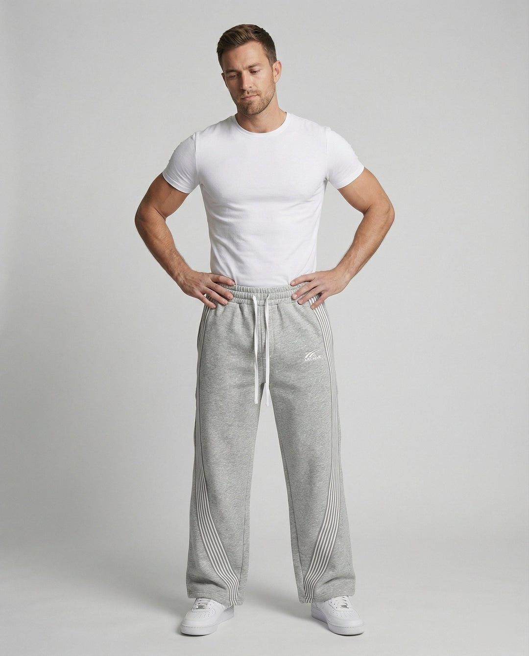 Herren Jogginghose mit Streifen