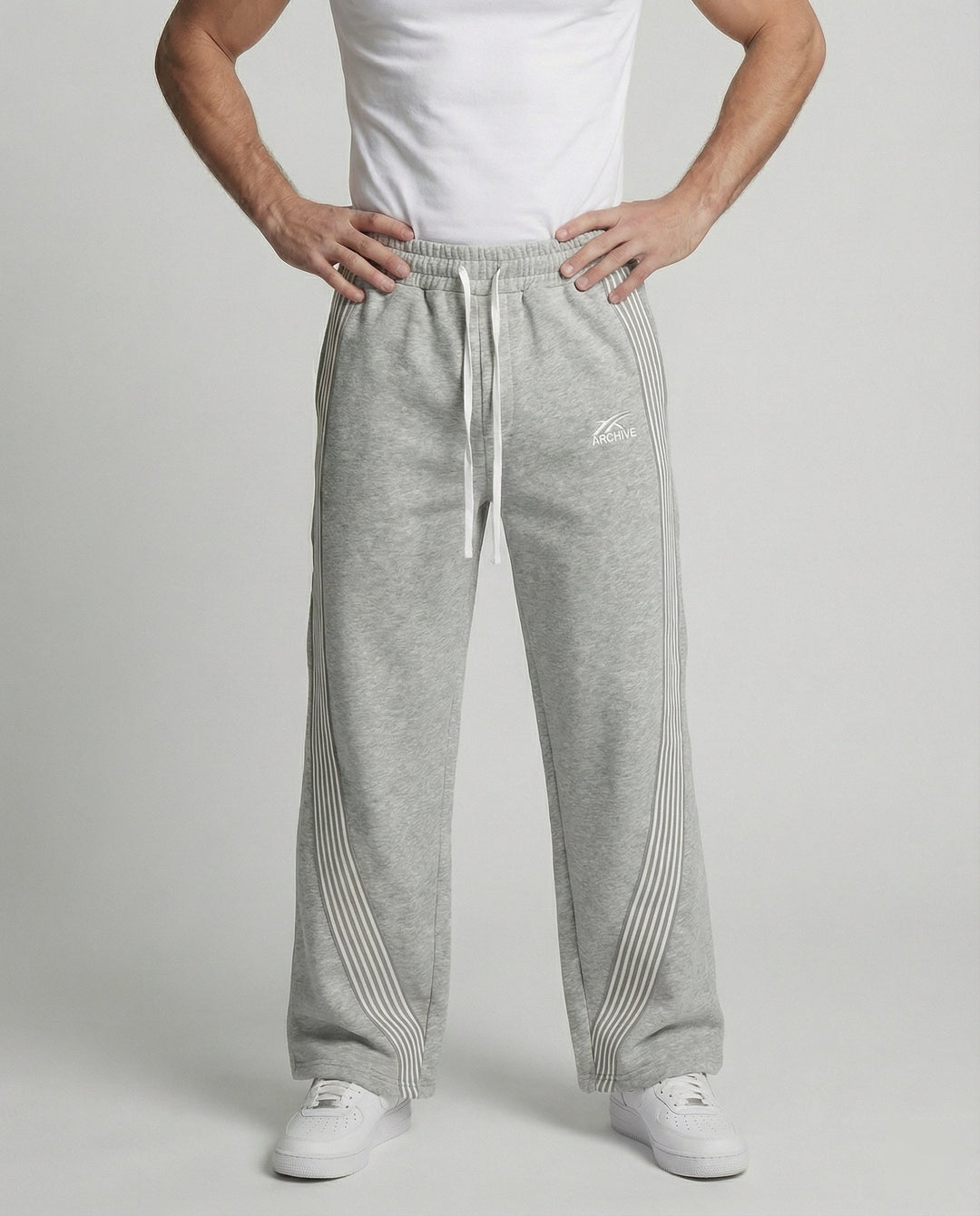 Herren Jogginghose mit Streifen